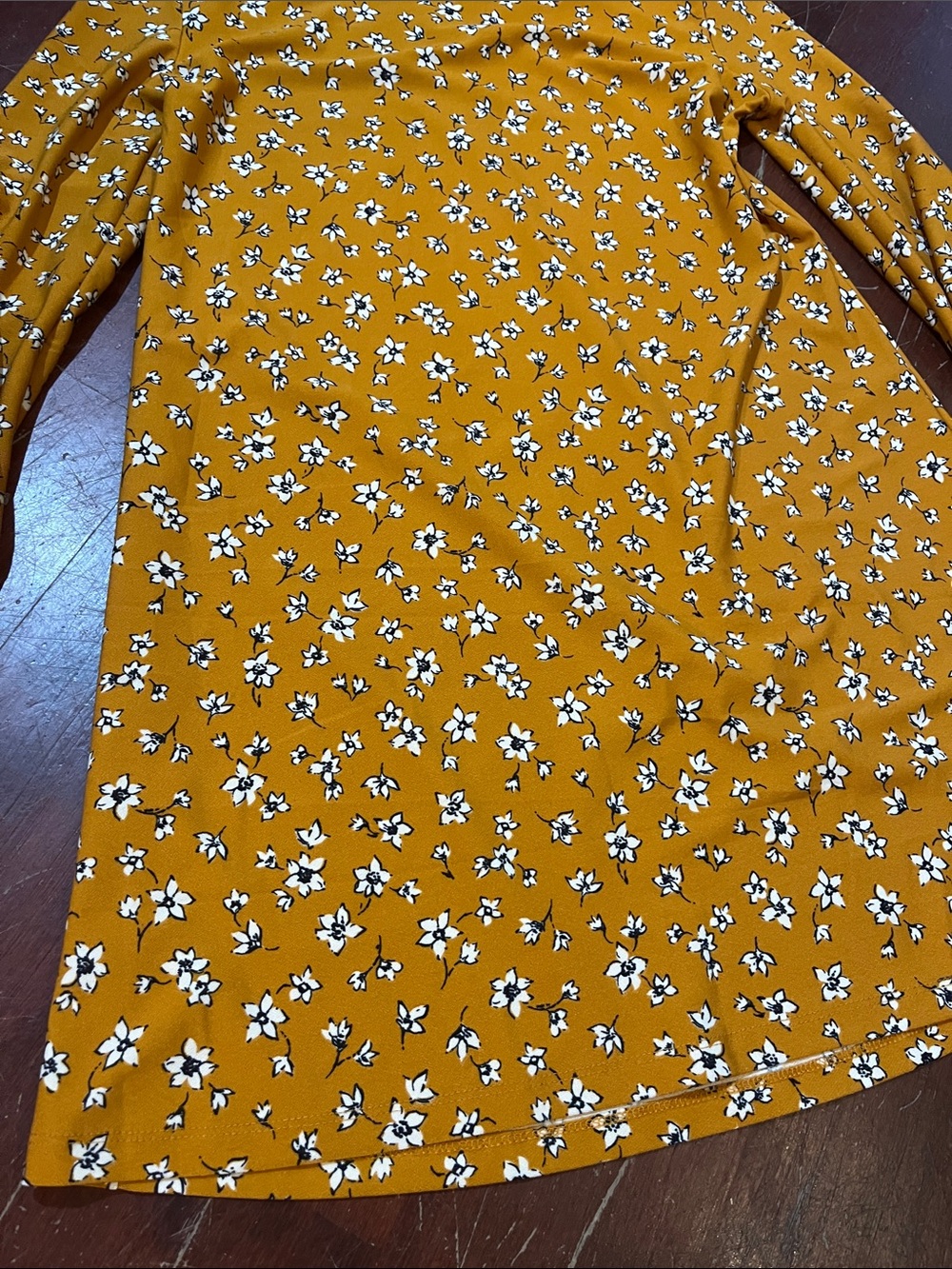 🌻3/&15🌻 Mango Mustard Floral Tie-Sleeve Shift Dress - Picture 9 of 9